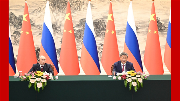 Xi Jinping e Putin se encontram conjuntamente com a imprensa