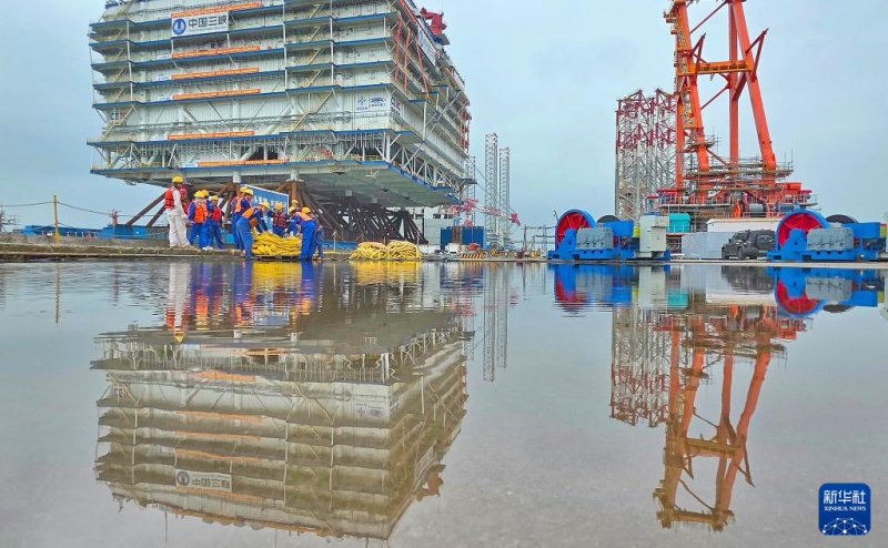 Jiangsu: estação conversora offshore de ultra grande escala oficialmente enviada de Nantong