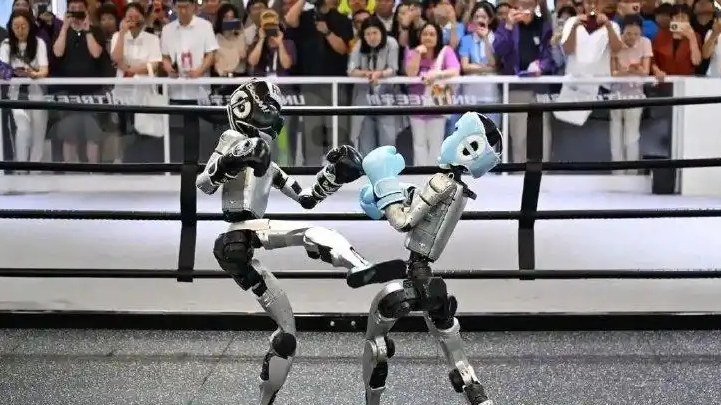 Expo Mundial de Inteligência destaca integração da IA na indústria e colaboração globalA Expo Mundial de Inteligência 2026 foi inaugurada nesta quinta-feira no Município de Tianjin, no norte da China, reunindo mais de 700 expositores para apresentar tecnologias.