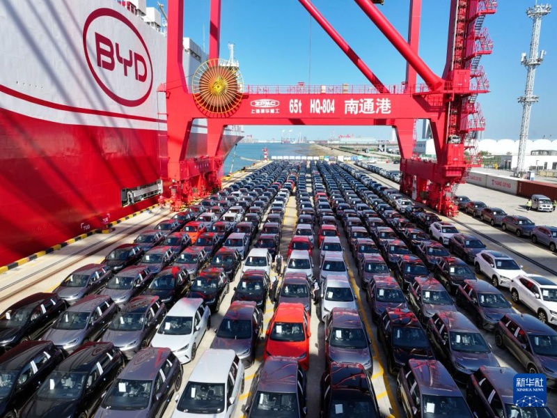 7.273 veículos elétricos partem de Nantong rumo à Europa