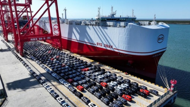 7.273 veículos elétricos partem de Nantong rumo à Europa