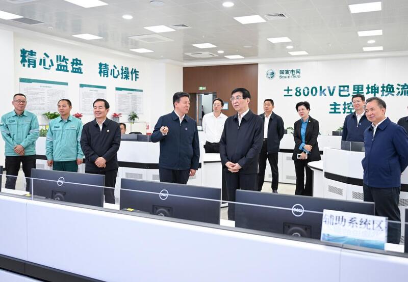 Mais alto conselheiro político destaca estabilidade social e modernização em Xinjiang, noroeste da China