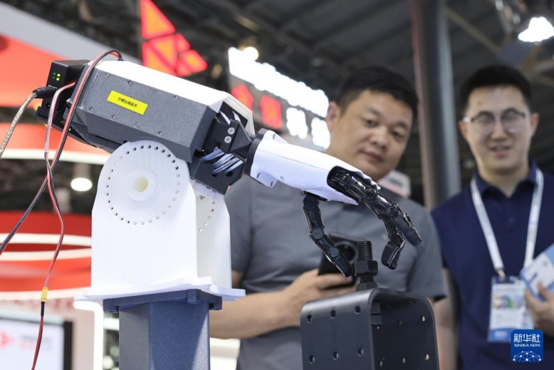 Feira Internacional de Tecnologia da China inaugurada em Shanghai