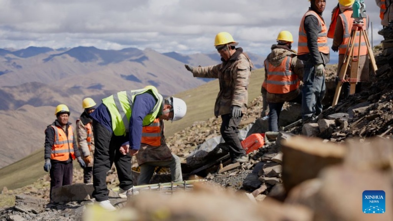 Turbina eólica instalada em alta altitude em Xizang