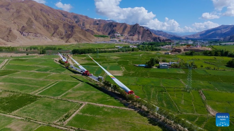 Turbina eólica instalada em alta altitude em Xizang