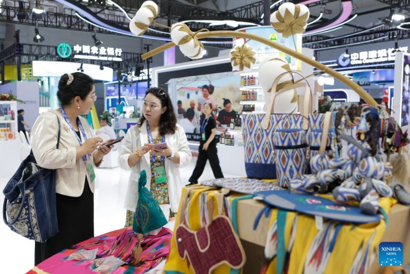 9ª Exposição China-Eurásia inaugurada em Xinjiang