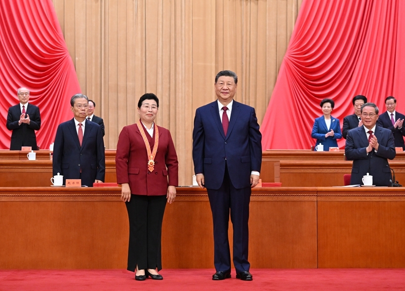 Xi Jinping elogia 