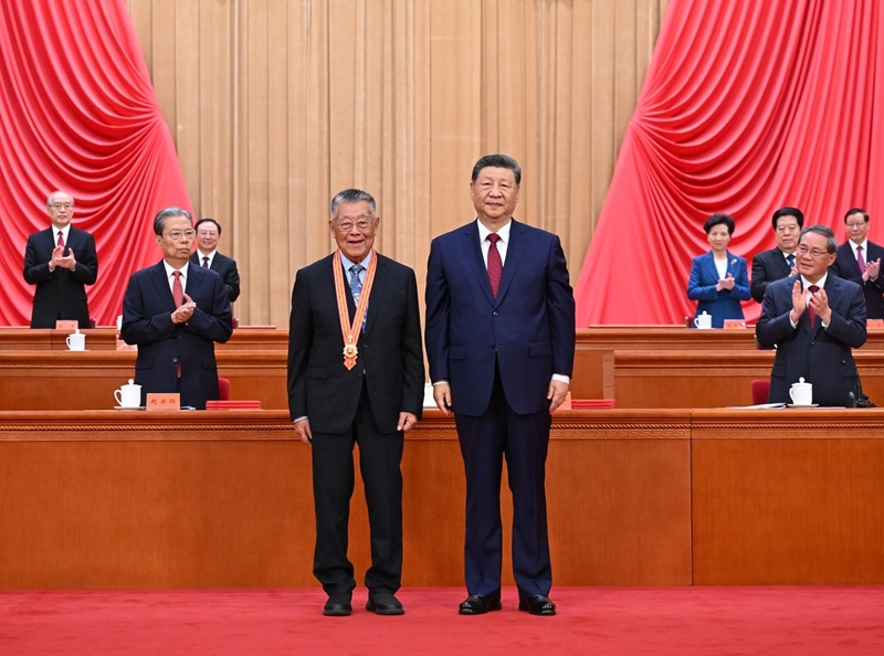 Xi Jinping elogia 