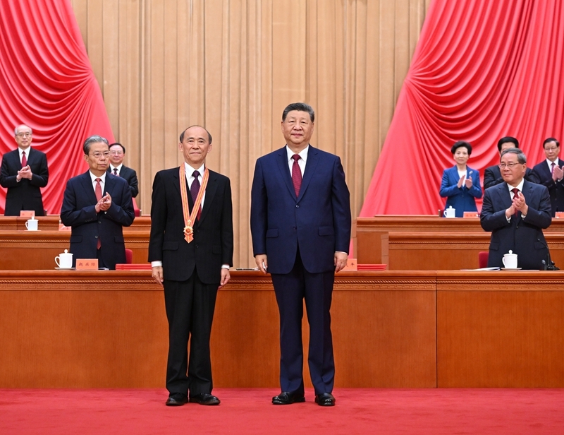 Xi Jinping elogia 
