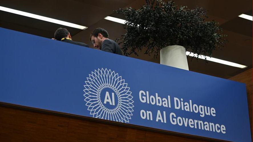 Conferência global pede a criação de um sistema de governança de IA inclusivo e benéficoA presidente da Assembleia Geral da ONU, Annalena Baerbock, defendeu uma ação coletiva para enfrentar o lado "sombrio" da IA em seu discurso.