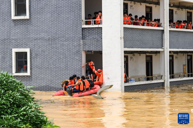 Guangxi realiza esforços intensivos de resgate e assistência após desastres causados por chuvas