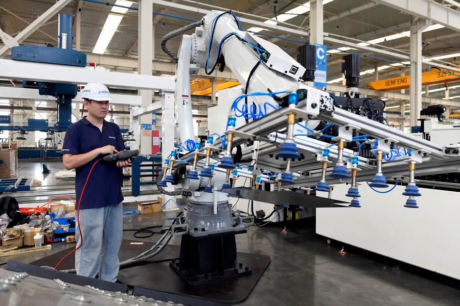 Sistema industrial moderno impulsiona crescimento econômico de alta qualidade em Jinan, no leste da China