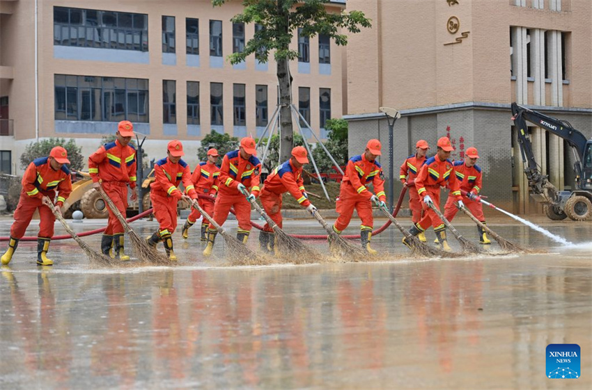 Esforços de assistência e recuperação após inundações estão em andamento em Guangxi