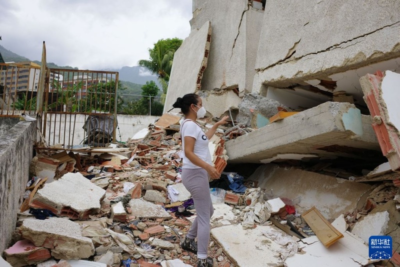 Número de mortos por terremoto na Venezuela sobe para 4.829