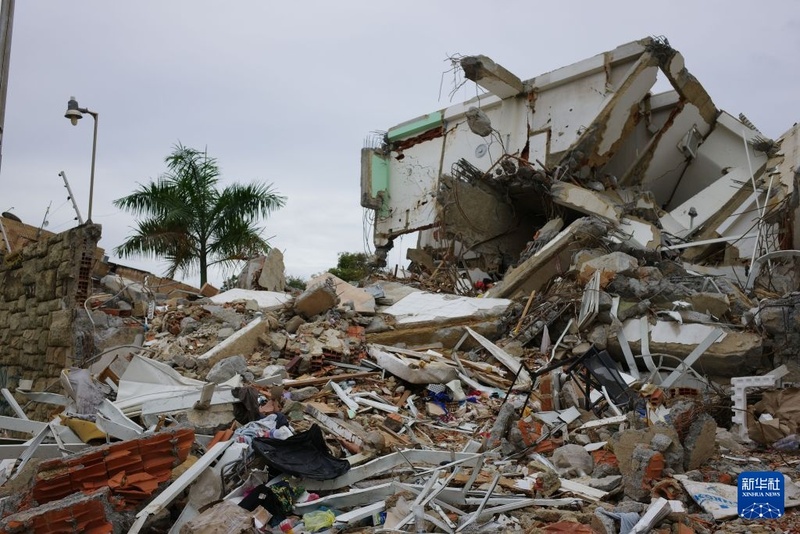 Número de mortos por terremoto na Venezuela sobe para 4.829