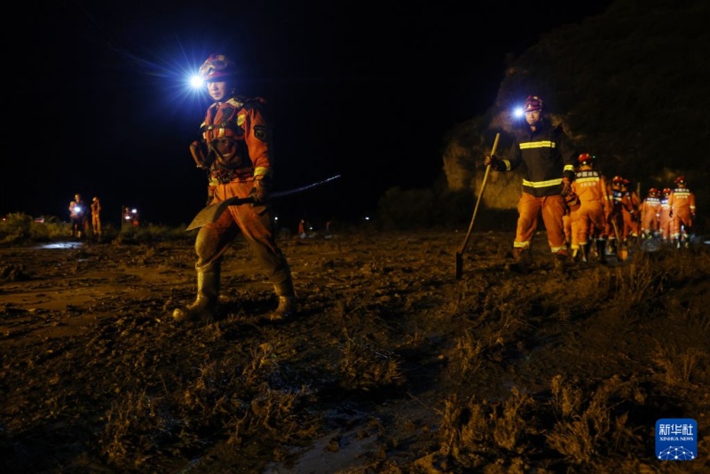 Gansu: enchente súbita nas montanhas de Weiyuan deixa 10 mortos