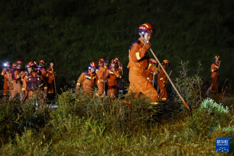 Gansu: enchente súbita nas montanhas de Weiyuan deixa 10 mortos