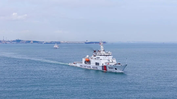 Embarcações da Guarda Costeira da China partem para patrulha de pesca no Pacífico Norte