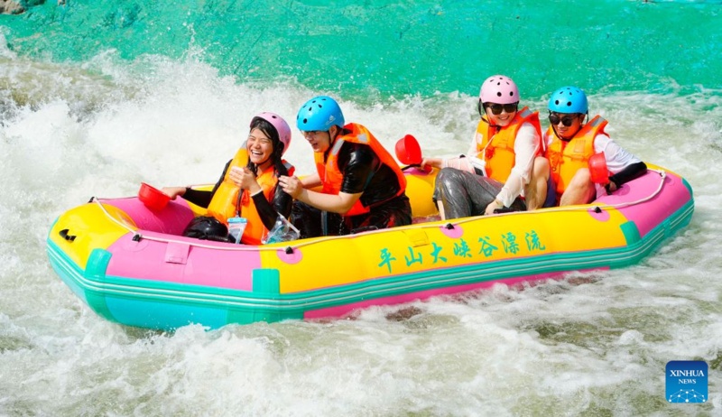 Galeria: turismo cultural impulsiona verão em Shijiazhuang