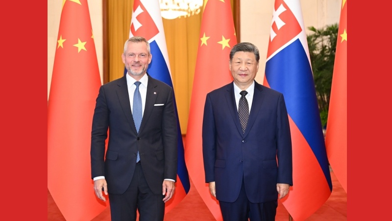 Xi Jinping pede que Eslováquia desempenhe um papel construtivo no avanço dos laços China-UE