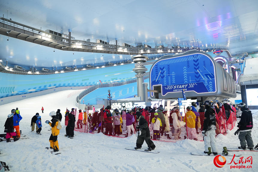 Changchun aposta no esqui indoor para impulsionar turismo durante o verão