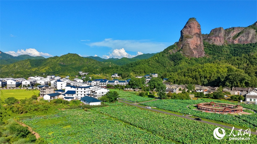 Paisagem rural encanta visitantes em Shicheng