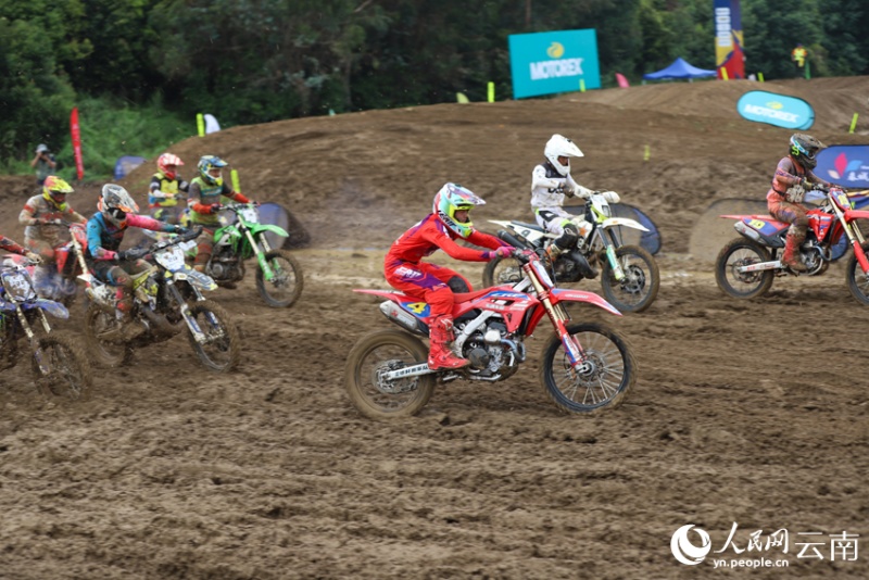 Yunnan: Campeonato de motocross agita Kunming