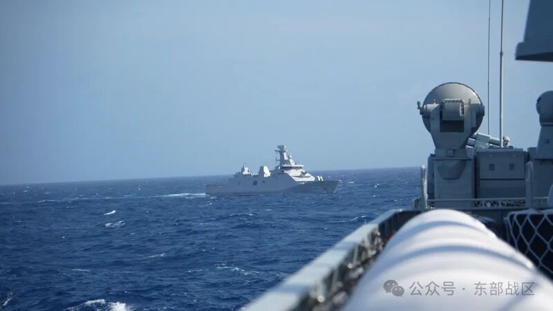China e Indonésia concluem exercício de navegação naval em águas a leste da ilha de Taiwan