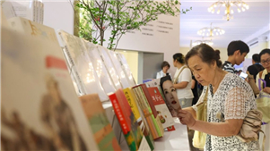 Feira do Livro de Shanghai de 2026 é inauguradaA Feira do Livro de Shanghai de 2026, em andamento no Centro de Exposições de Shanghai, no leste da China, em 12 de agosto de 2026.