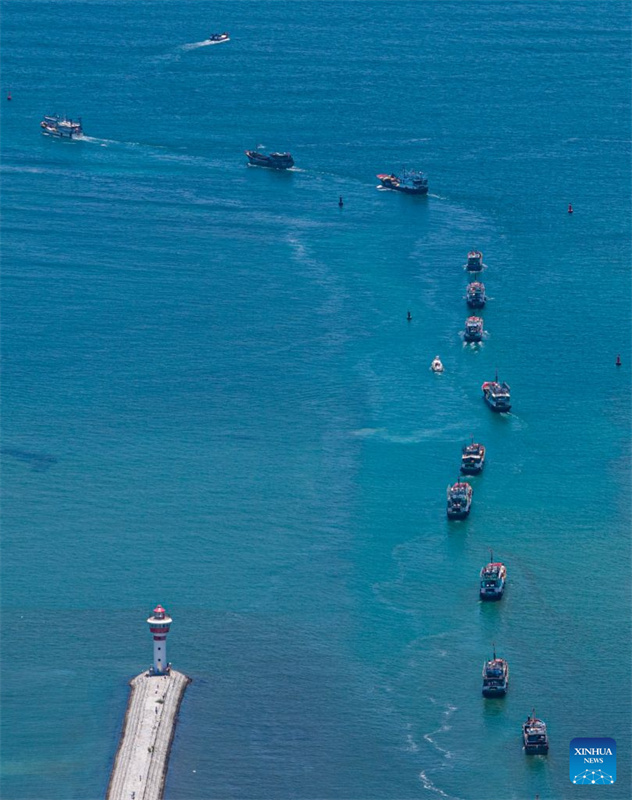 Galeria: iniciada temporada de pesca no Mar do Sul da China