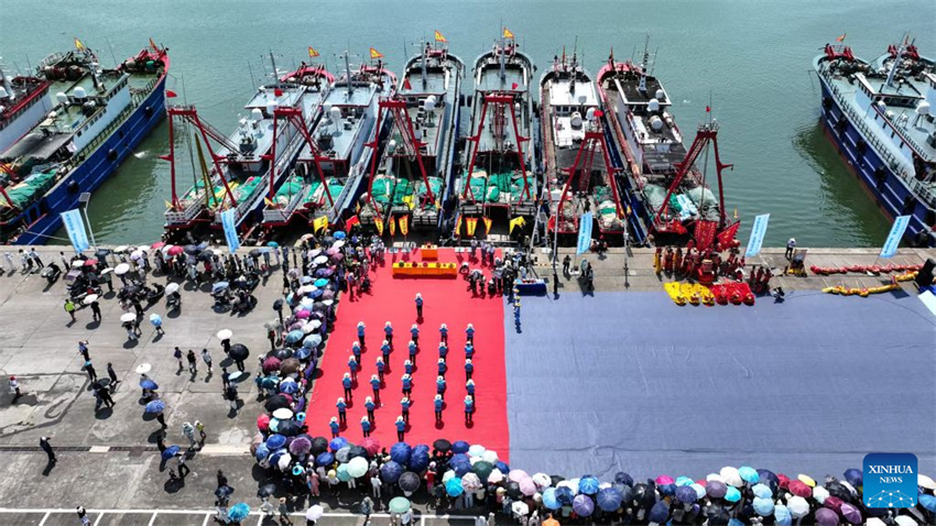 Galeria: iniciada temporada de pesca no Mar do Sul da China