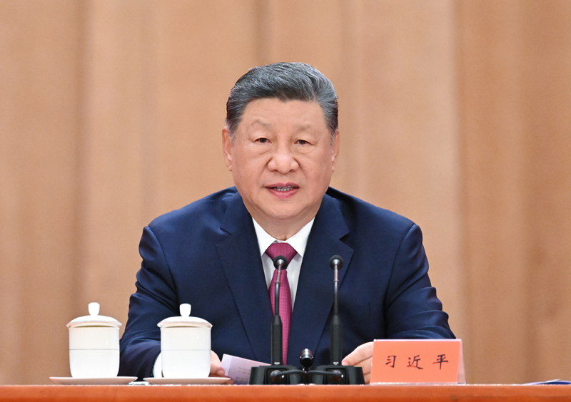 Xi Jinping pede avanço do socialismo com características chinesas no centenário de nascimento do falecido líder Jiang Zemin