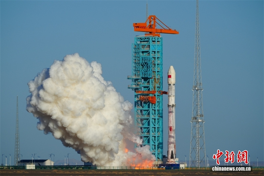 China lança Zhuque-3 e realiza sua primeira recuperação de foguete em terra