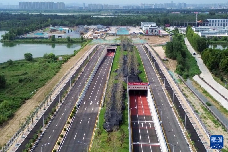 Túnel subaquático de maior diâmetro do mundo é inaugurado na China