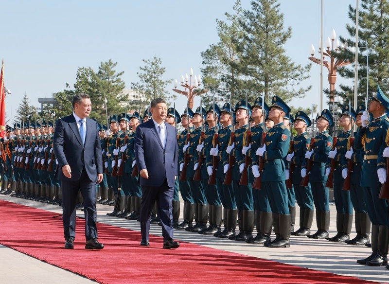 Xi Jinping diz que China está pronta para trabalhar com Quirguistão para fortalecer alinhamento das estratégias de desenvolvimento