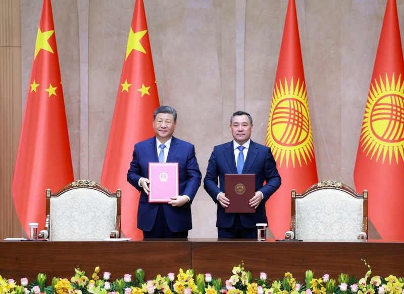 Xi Jinping diz que China está pronta para trabalhar com Quirguistão para fortalecer alinhamento das estratégias de desenvolvimento