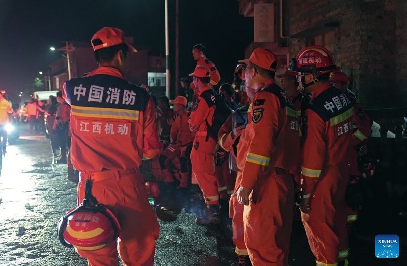 Deslizamento de terra deixa 1 morto e 11 desaparecidos em Jiangxi, no leste da China