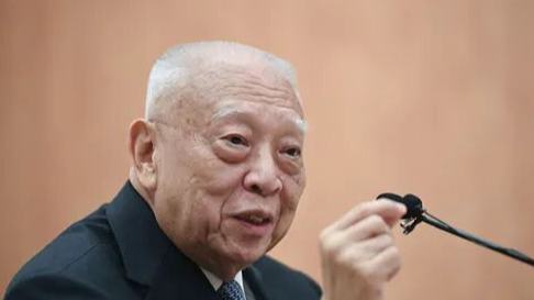 Ex-chefe do Executivo da RAEHK Tung Chee-hwa morre aos 89 anosTung é considerado um contribuinte excepcional para "um país, dois sistemas", um patriota renomado, um ativista social destacado e um amigo próximo do Partido Comunista da China. 