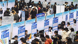 Atualização mais recente da classificação de profissões da China destaca áreas digitais e verdes O Ministério de Recursos Humanos e Seguridade Social anunciou a atualização na quarta-feira, incorporando 11 profissões e 23 categorias de trabalho.