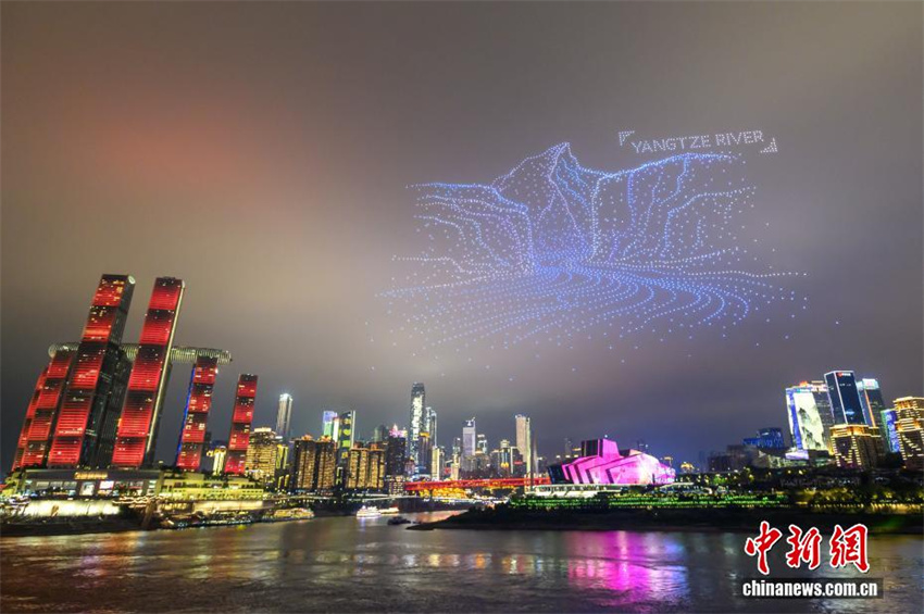 Chongqing: 5.000 drones retratam civilizações dos grandes rios do mundo