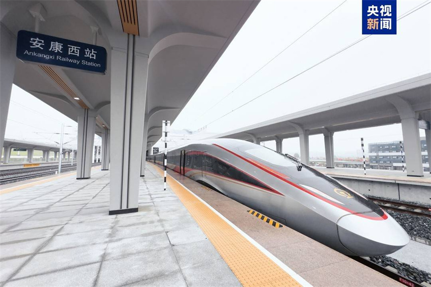 China inaugura quatro linhas ferroviárias de alta velocidade com ampliação da rede nacional