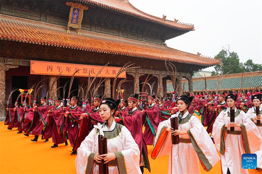 China celebra 2.577º aniversário do nascimento de Confúcio