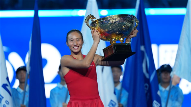 Zheng Qinwen conquista seu primeiro título WTA 1000 no China Open