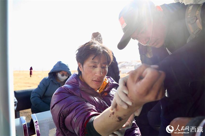 Esforços de reassentamento em área atingida por terremoto são intensificados em Xizang