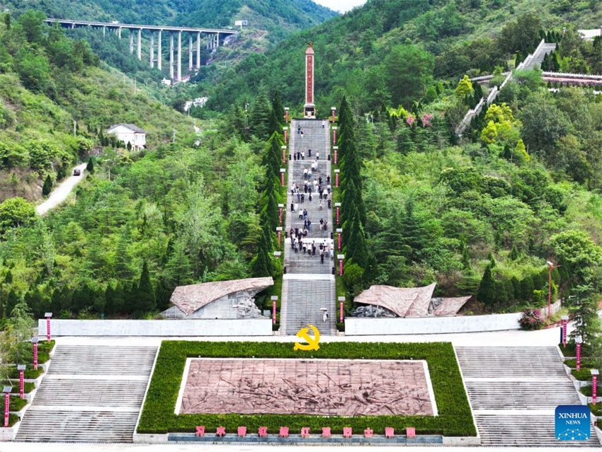 Legado da Longa Marcha ao longo do rio Chishui impulsiona o turismo na província chinesa de Guizhou